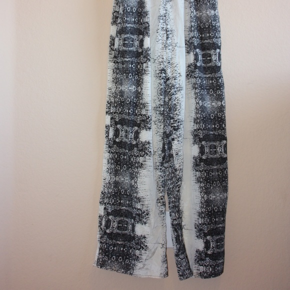 🎉🎉Animal Print Jumpsuit - Picture 3 of 3